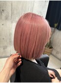 ハイトーンボブ コーラルピンクカラー