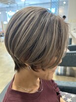 アンジュベイナハ (Ange Bay NAHA) ショートバレイヤージュ