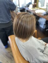 アート(art)&nbsp;切りっぱなしボブ＋ハイライト