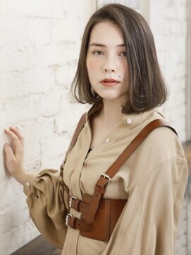 ミンクス 銀座店(MINX) モノトーングレージュで透け感ストレートボブ