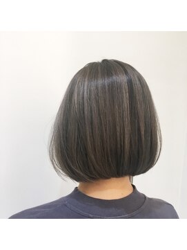 ベラヘアー(Bella Hair) らくらくスタイリングなミニボブ