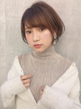 アナ ラーナ(Anna Lanna) 【大人ショート】耳かけで透けるヌーディーショート【奥村北斗】