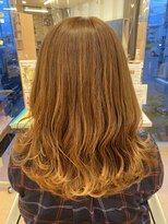 ウェーヴ 浜松小豆餅店(wave)&nbsp;〈wave小豆餅店〉ベージュ コテ巻き アレンジ フリンジカール