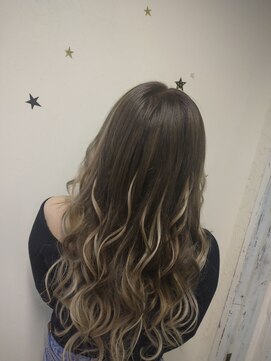 ニーナ ビューティーサロン(NINA Beauty Salon) #外国人風カラー#プルエクステ#ダイヤモンドヘア#ハイライト