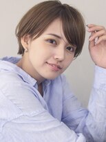 サーカス バイ ビュートリアム 青山(CIRCUS by BEAUTRIUM)&nbsp;辺見えみり　大人可愛い　前髪長め　ショート　ショートヘア