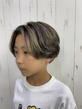 トミーズバーバー(Tommy's Barber) かっこいい小学生
