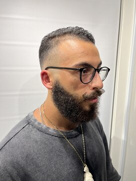 ノーユアバーバー(Know Your Barber) ハイスキンフェード
