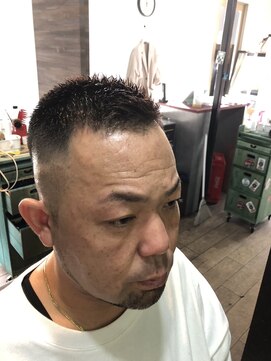 バーバーショップ カズー BARBER SHOP KA-ZOO フェード　オシャレ坊主