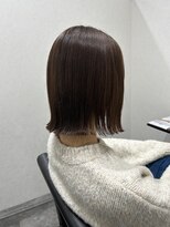 セカンド(Second)&nbsp;Second   ×　外ハネスタイル