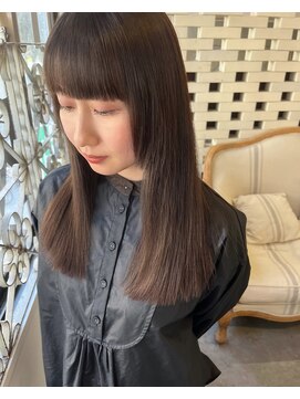 ヌメロオオサカ(Numero OSAKA) ナチュラルストレート