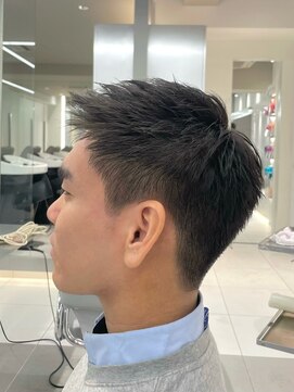 アールプラスヘアサロン(ar+ hair salon) ナチュラルメンズベリーショート