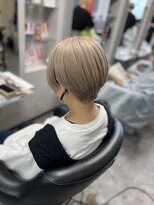 美容室シンプル ウィン(Simple Win) ホワイトベージュ