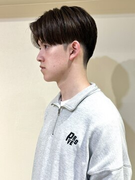 クレビアテン(CreBiA ten_) メンズカット　センターパート　韓国メンズヘア