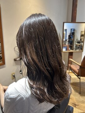 ボタニカ(Botanica) ナチュラルブラウン/ロングレイヤー/顔周りレイヤー/髪質改善