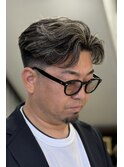白髪ボカシハイライト　ホワイトメッシュ　イケオジパーマ