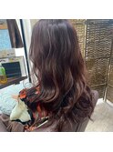 ツヤ感溢れる大人可愛い波ウェーブロング/コテ巻き/ブラウン