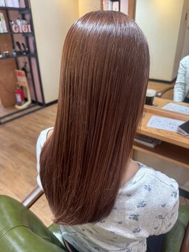 オーストヘアジジ(Aust hair Gigi) ピンクベージュ