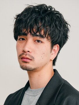 テン 心斎橋(tenn.) 難波シャドウパーマメンズマッシュウルフカット波巻きパーマ色気