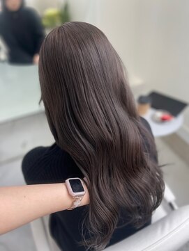 ニュウ(niw) 透明感カラー