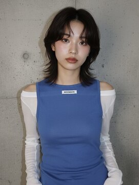 エイチ ウルフカット 大阪梅田(811) 50代ハンサムショートショートバレイヤージュクラゲヘアパーマ