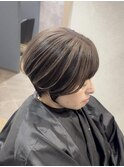 白髪ぼかしとショートヘア