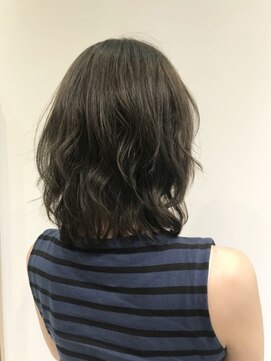 ロウブ(roubu.) 【roubu.】大人可愛いミディアムヘア