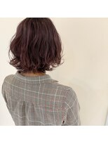 デフィー(DEFY)&nbsp;カシスカラーのボブスタイル