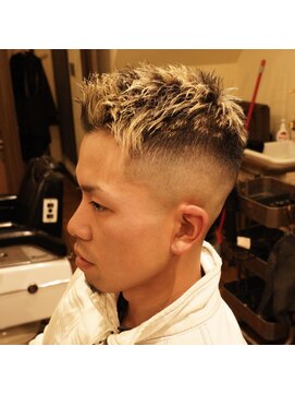 ピーキーズ 小倉店(Peaky's) fade style