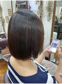 ナチュラルノーブルぱつっとボブツヤ髪ストレート縮毛矯正
