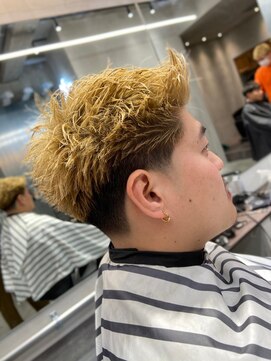 エフエム 明大前(FM) バーバー　刈り上げショート/ツーブロック/フェードカット