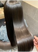 ツヤツヤサラサラのナチュラルヘア