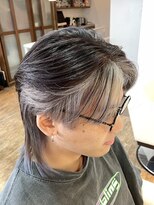 スタジオフォーエイチ(STUDIO 4H)&nbsp;アンブレラカラー/シルバーインナーカラー/センターパートウルフ