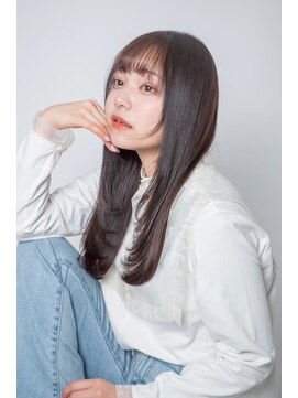 ルフュージュ バイ プロデュース 相模大野店(Refuge by Produce) チョコレートブラウン/レイヤーカット/ストレートロング