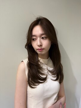 ヴィオットバイサロン(Viot by Salon) 前髪ありくびれヘア夏アプリコットオレンジハイライトカラー