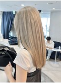 ミルクティーブロンドベージュハイトーンカラー