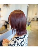 ピンクブラウン×ぱっつんボブ