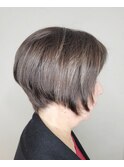 50代60代70代×前下がりショートボブ×イノアカラー×ハイライト