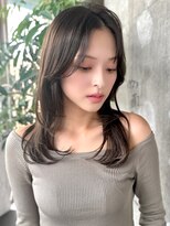 ロビー 表参道(ROBBY) ミディアムレイヤー/20代30代40代/顔周りカット/大人可愛いヘア