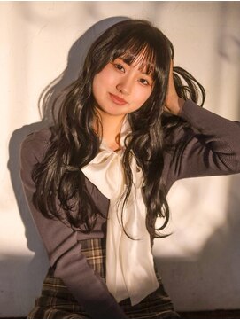 ベレッタ ネヤガワ(veretta. neyagawa) 韓国風巻き髪/ヘルシーヘア/うぶバング/うるツヤ/ゆるウェーブ
