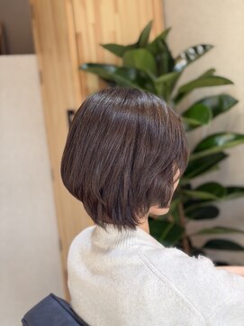 アノア(anoa) ナチュラル丸みショートボブ