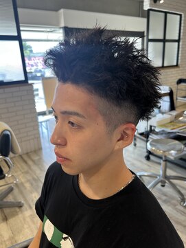 ストロベリーR. ツイストスパイラルパーマ