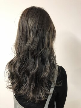 バズ ビー(BUZZ Bee) コントラストハイライト×グレージュ☆【梅田】