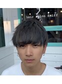 【外国人風】ほんのり優しいターコイズブルー