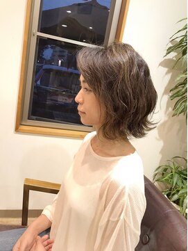 フェリスディーレ (Felice Deele) 外ハネショート!