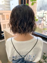 テトヘアー(teto hair) パーマヘア、ウェットヘア、前下がりボブ、ゆるウェーブ