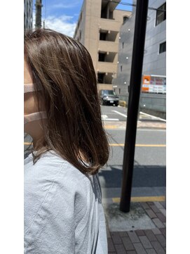 エイチ エアー ダヴ H air DAV調布北口 柔らかいシルバーベージュ