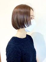 大人の前上がりボブ