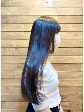 ココチヘアーサロン 涼感サラツヤストレート