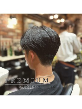プレミアムバーバー 赤坂店(PREMIUM BARBER produce by HIRO GINZA) ツーブロック×ナチュラル