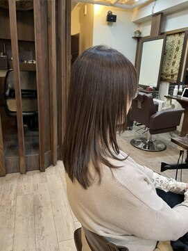 ヘアリゾート フロム ココ(HairResort fromCoCo) 柔らかストレートヘアー